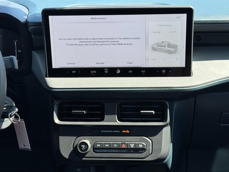 Ford Maverick Vehicle Image 08