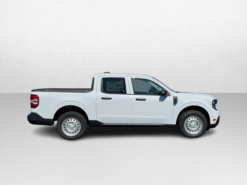Ford Maverick Vehicle Image 02