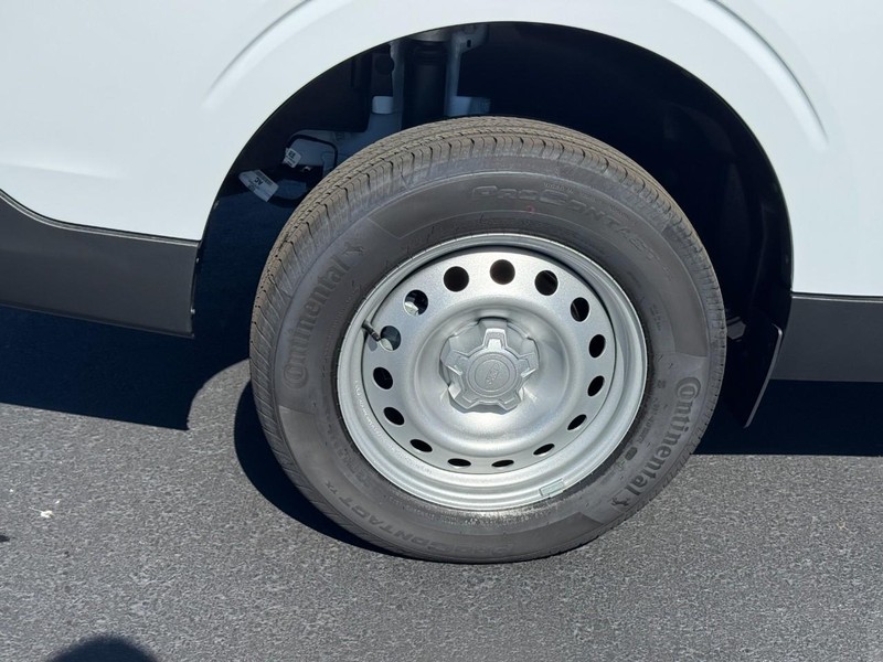 Ford Maverick Vehicle Image 04