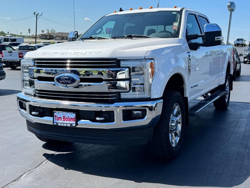 Ford Super Duty F-350 SRW Vehicle Image 08