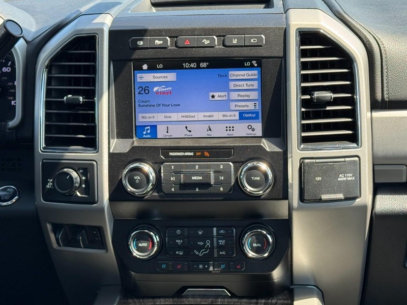 Ford Super Duty F-350 SRW Vehicle Image 13