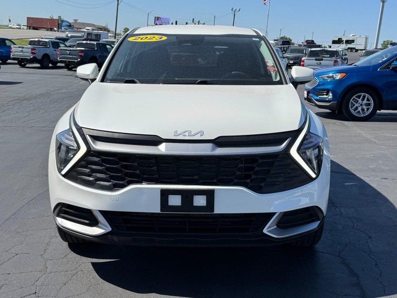 Kia Sportage Vehicle Image 09