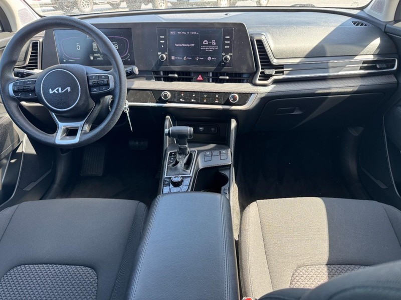 Kia Sportage Vehicle Image 11