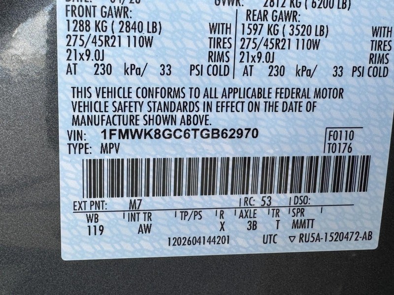 Ford Explorer Vehicle Image 19