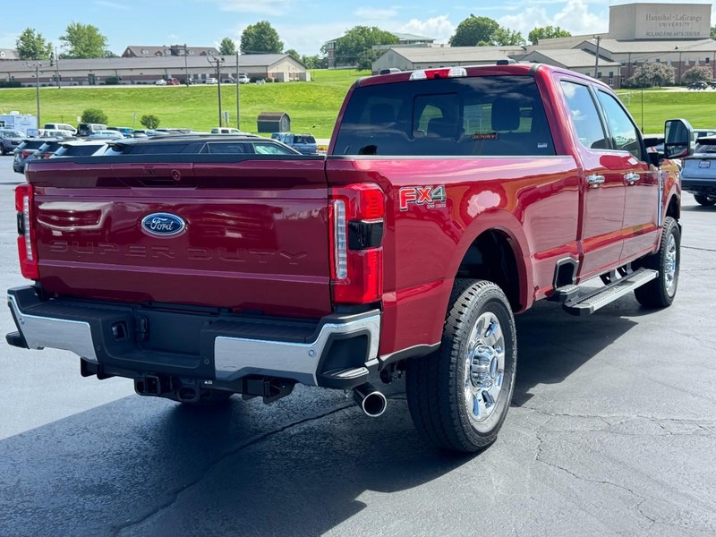 Ford Super Duty F-250 SRW Vehicle Image 03