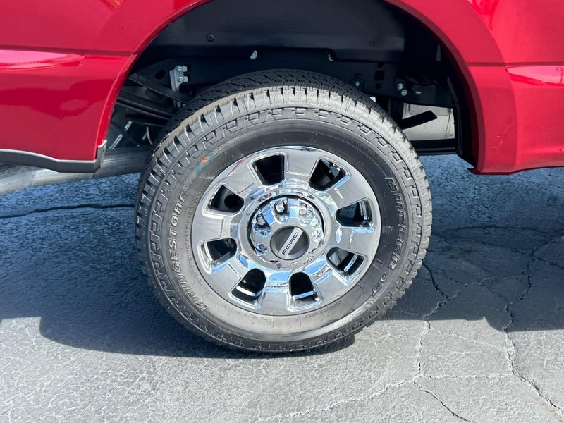Ford Super Duty F-250 SRW Vehicle Image 04