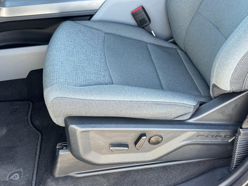 Ford F-150 Vehicle Image 16