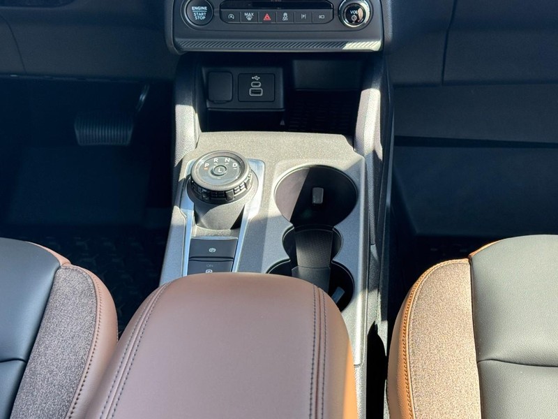 Ford Bronco Sport Vehicle Full-screen Gallery Image 14