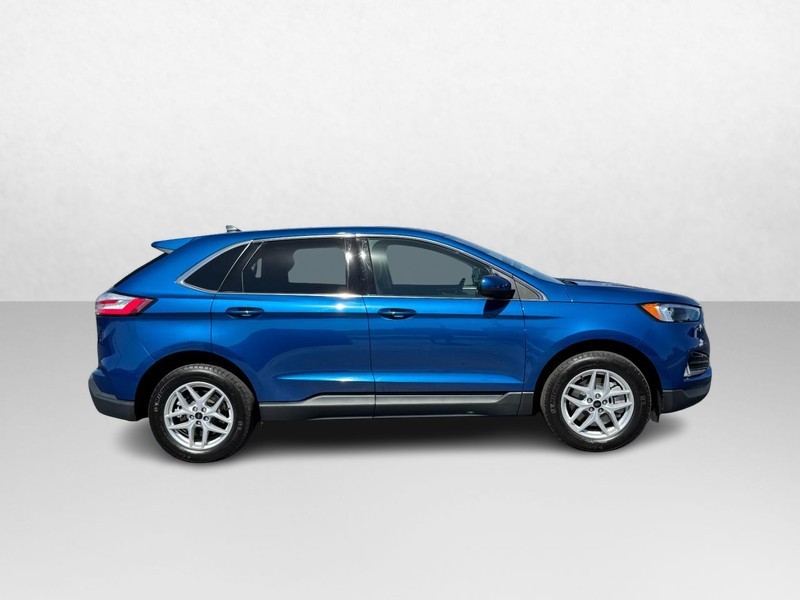 Ford Edge Vehicle Image 02