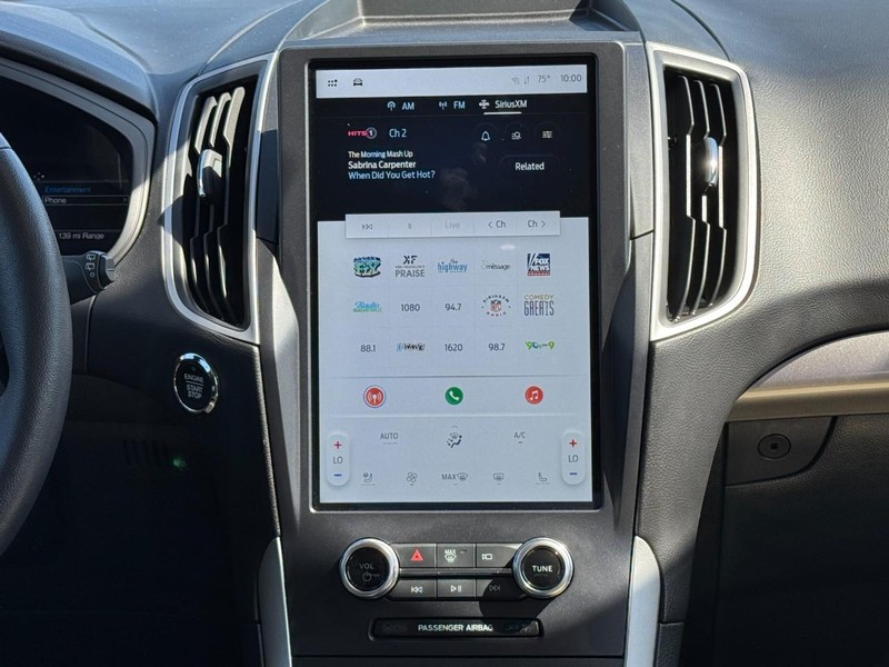 Ford Edge Vehicle Image 13