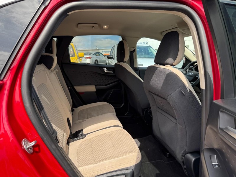 Ford Escape Vehicle Image 10