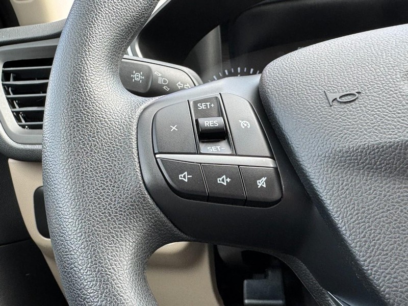 Ford Escape Vehicle Image 16