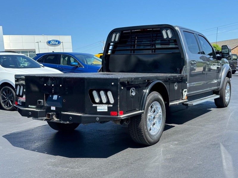 Ford Super Duty F-350 SRW Vehicle Image 03