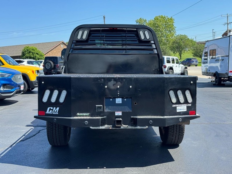 Ford Super Duty F-350 SRW Vehicle Image 04