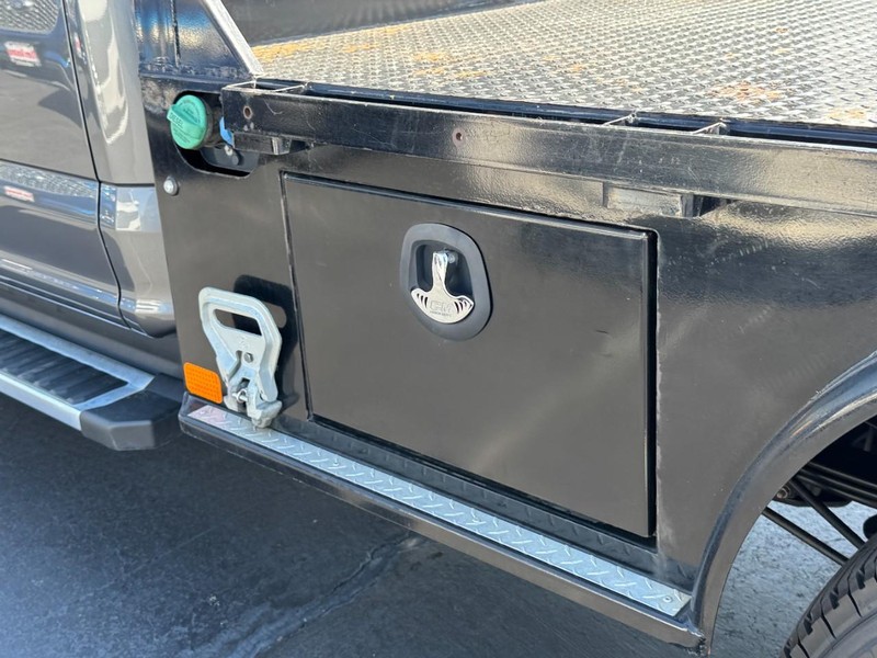 Ford Super Duty F-350 SRW Vehicle Image 08