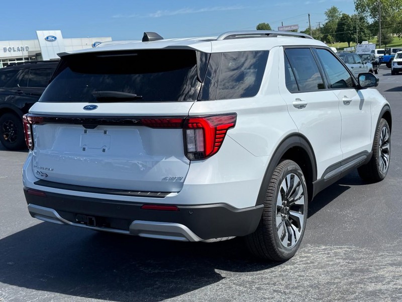 Ford Explorer Vehicle Image 03