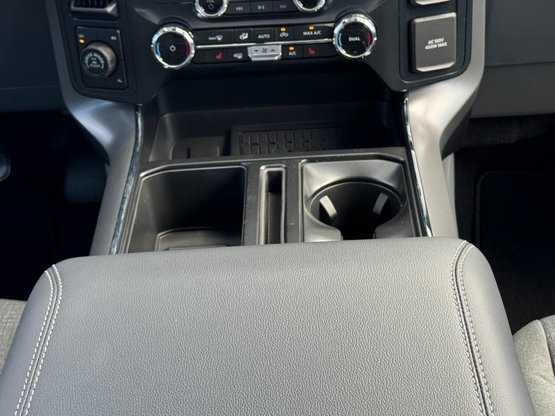 Ford F-150 Vehicle Image 09