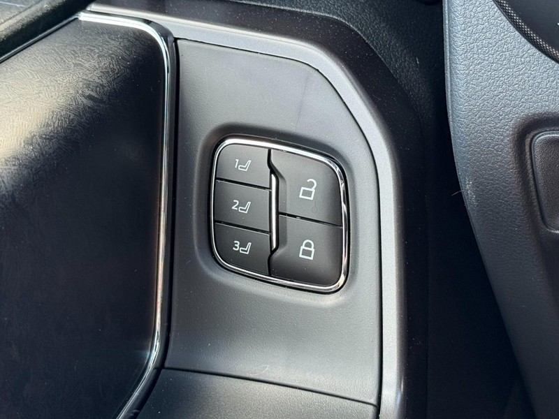 Ford F-150 Vehicle Image 10