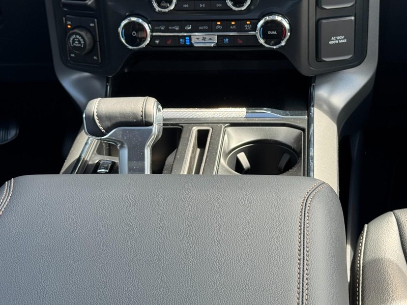 Ford F-150 Vehicle Image 09