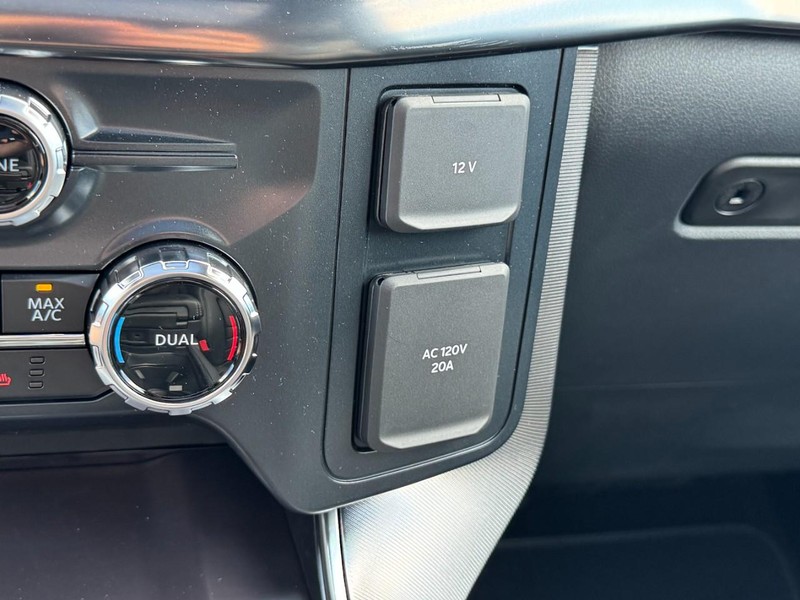 Ford F-150 Vehicle Image 14