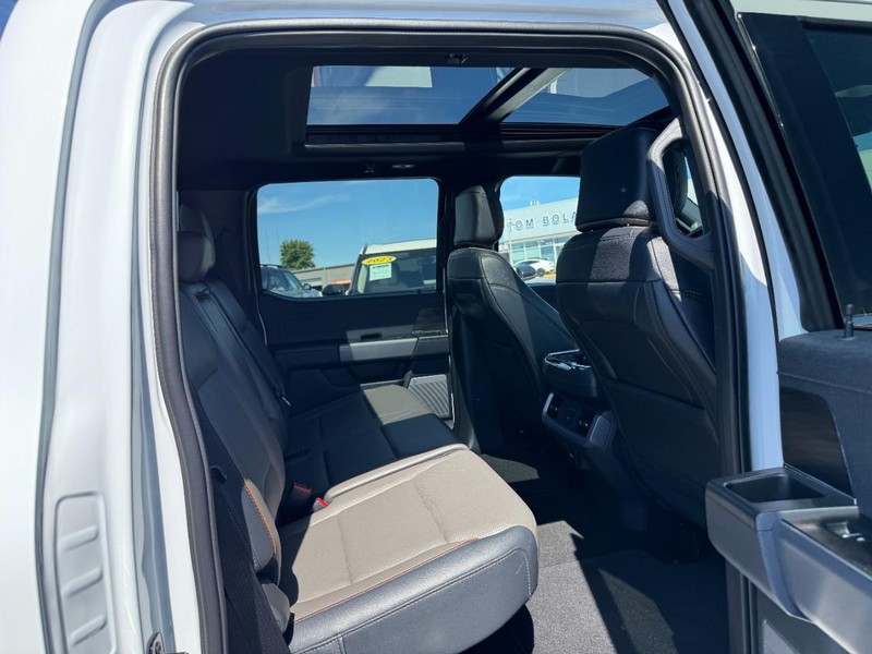 Ford F-150 Vehicle Image 11
