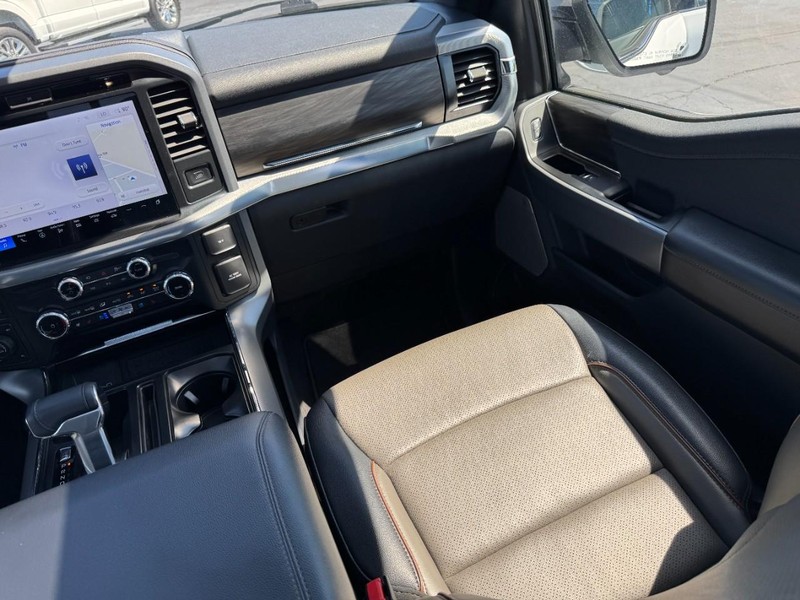 Ford F-150 Vehicle Image 17