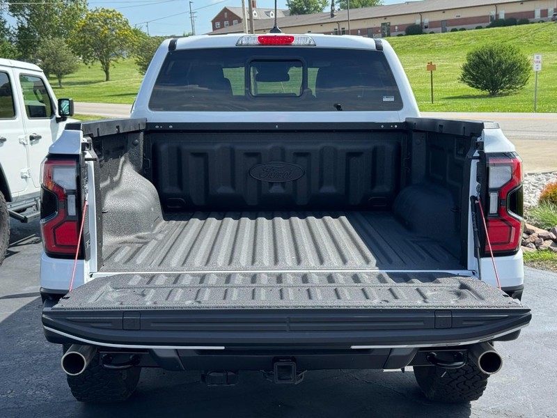 Ford Ranger Vehicle Full-screen Gallery Image 05