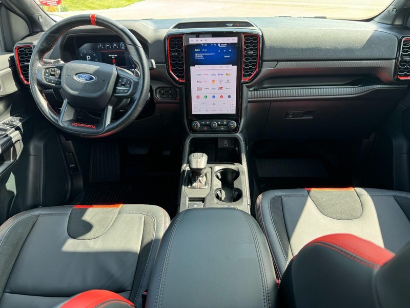 Ford Ranger Vehicle Full-screen Gallery Image 11