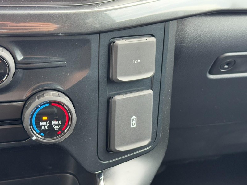 Ford F-150 Vehicle Image 12