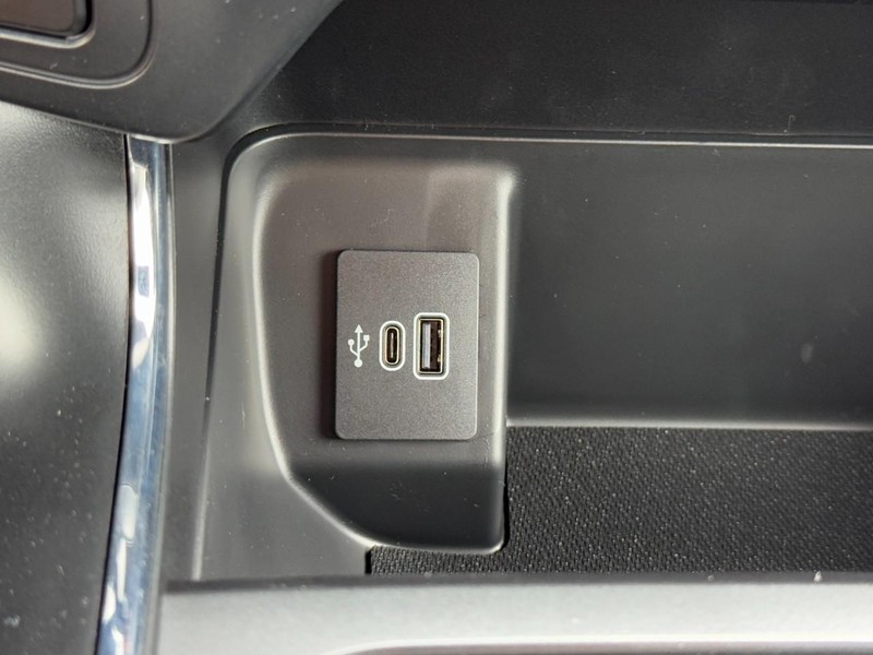 Ford F-150 Vehicle Image 13