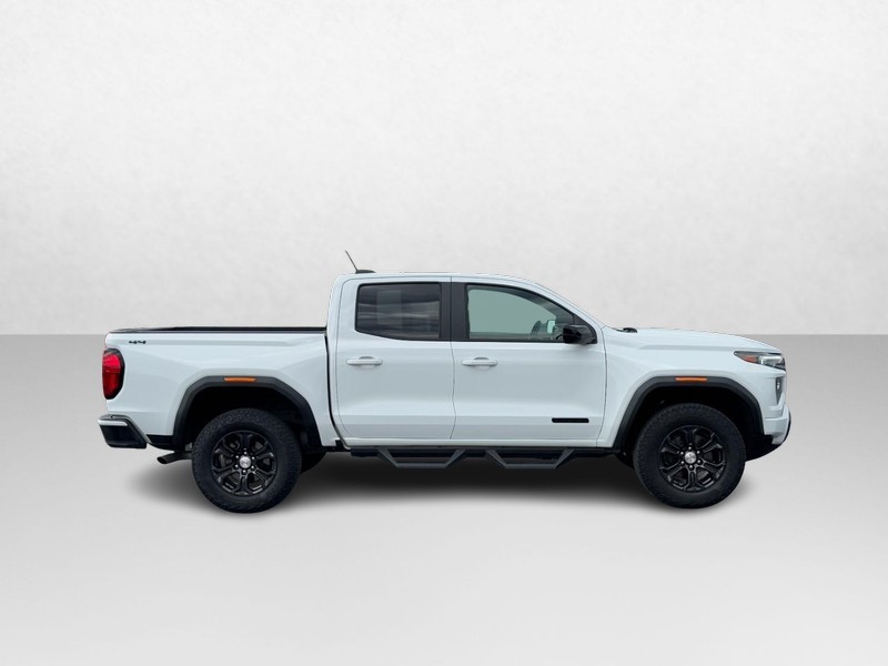 GMC Canyon Vehicle Image 02