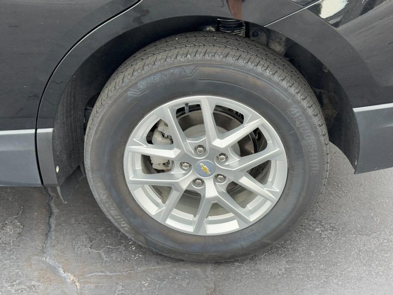 Chevrolet Equinox Vehicle Image 07