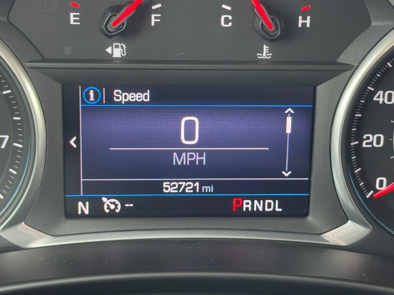 Chevrolet Equinox Vehicle Image 18