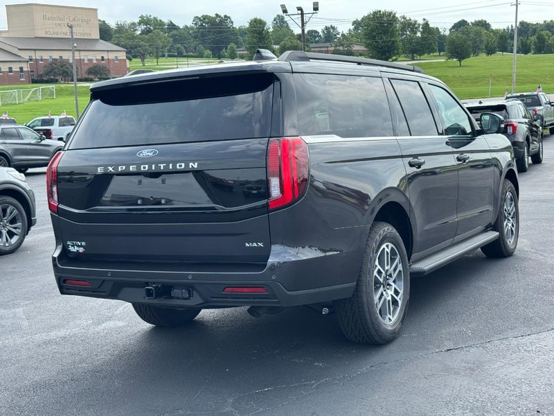 Ford Expedition Max Vehicle Image 03