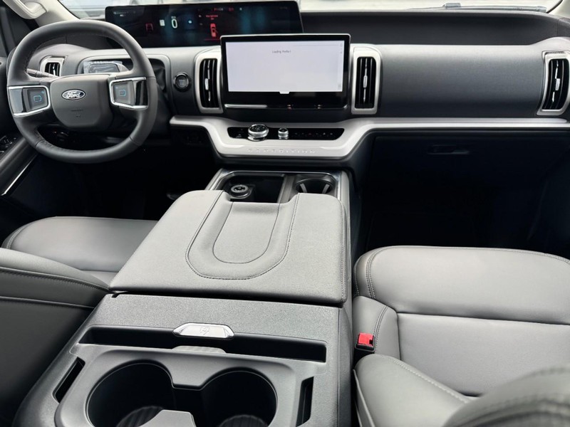 Ford Expedition Max Vehicle Image 07