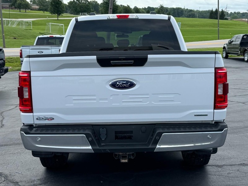Ford F-150 Vehicle Full-screen Gallery Image 04