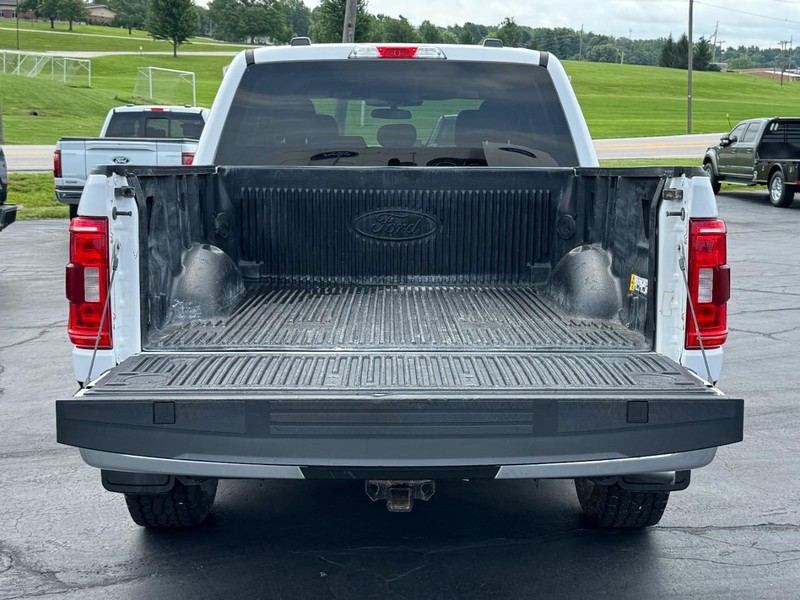 Ford F-150 Vehicle Full-screen Gallery Image 05