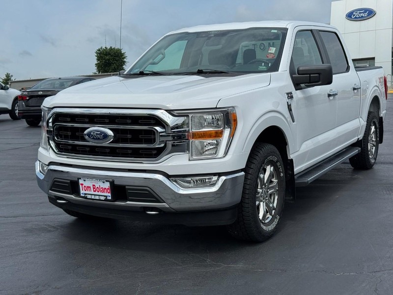 Ford F-150 Vehicle Full-screen Gallery Image 08