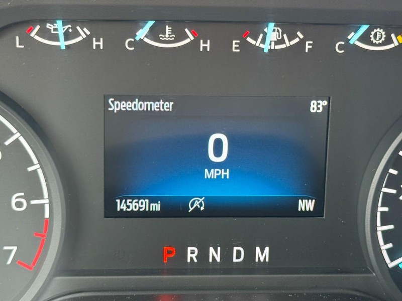 Ford F-150 Vehicle Full-screen Gallery Image 18