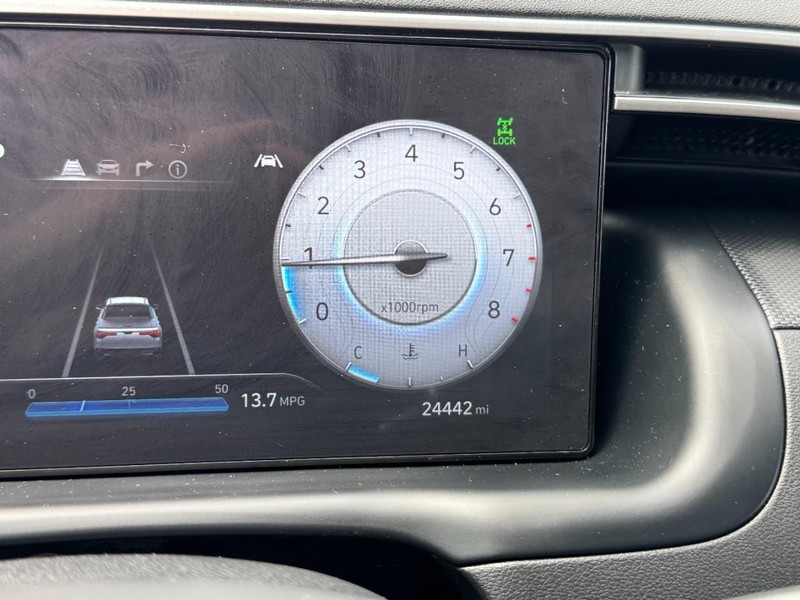 Hyundai Santa Cruz Vehicle Image 18