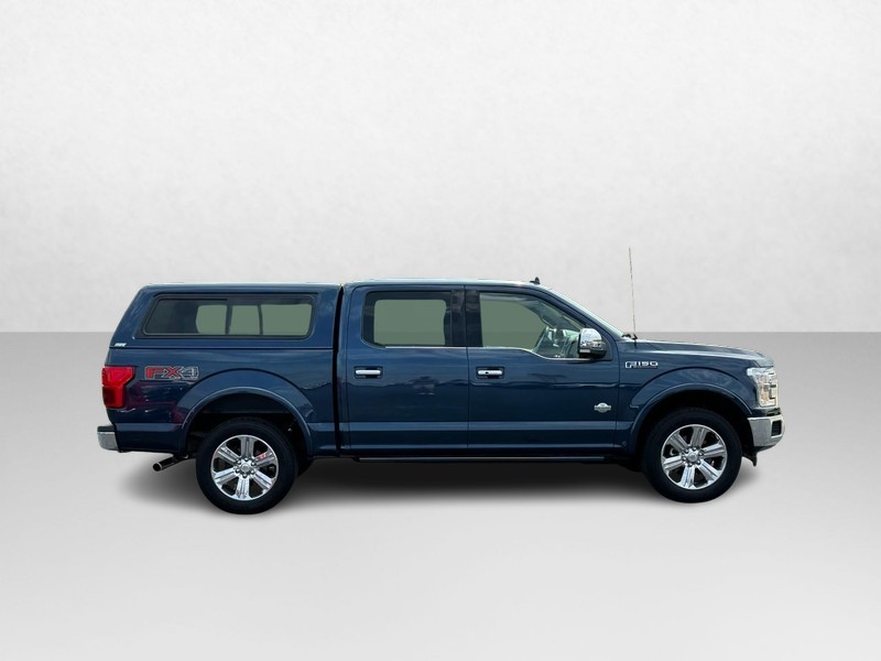 Ford F-150 Vehicle Full-screen Gallery Image 02