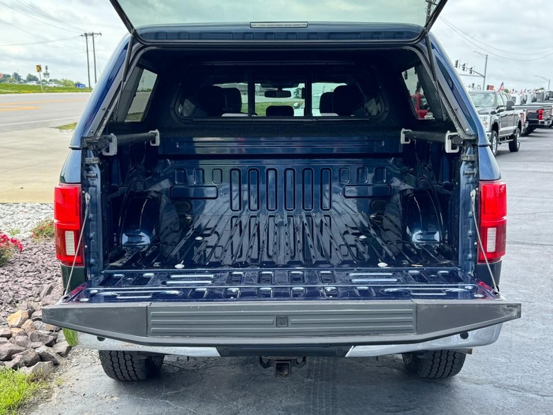 Ford F-150 Vehicle Full-screen Gallery Image 05