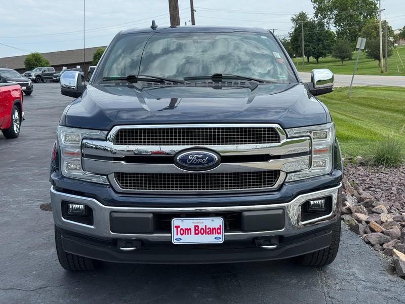 Ford F-150 Vehicle Full-screen Gallery Image 09