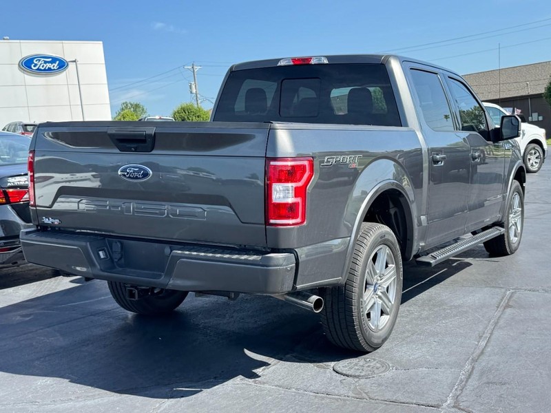 Ford F-150 Vehicle Full-screen Gallery Image 03