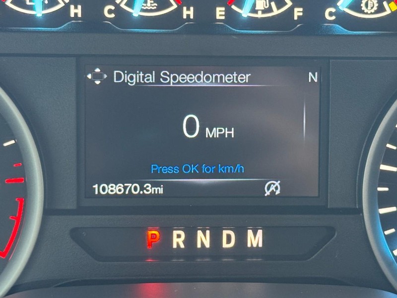 Ford F-150 Vehicle Full-screen Gallery Image 18