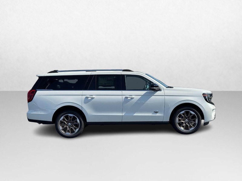 Ford Expedition Max Vehicle Image 02