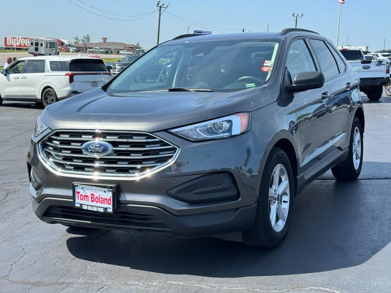 Ford Edge Vehicle Full-screen Gallery Image 08