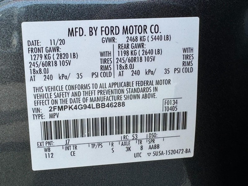 Ford Edge Vehicle Full-screen Gallery Image 23