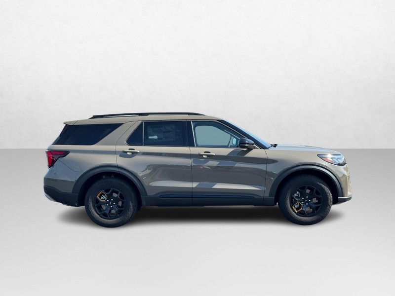 Ford Explorer Vehicle Image 02