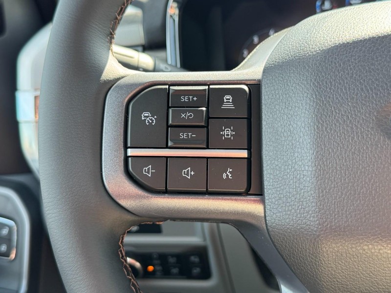 Ford F-150 Vehicle Image 10